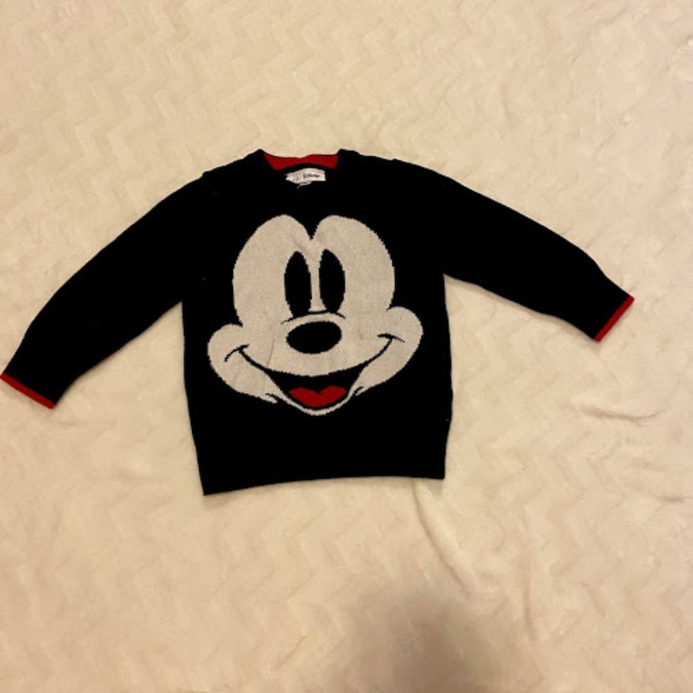 GAP/DISNEY SWEATSHIRT